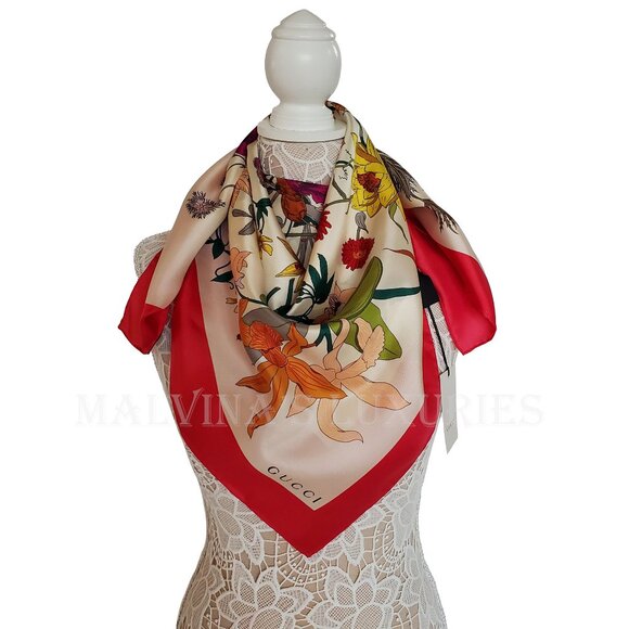 GUCCI SCARF FLORA GOTHIC PRINT IVORY SILK RASPBERRY BORDER SQUARE 35" - Picture 4 of 15